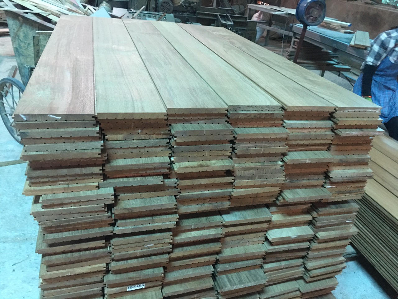 Sàn gỗ tự nhiên chất lượng