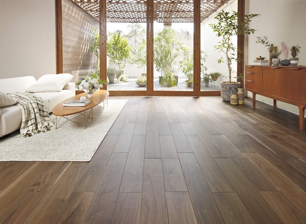 Sàn gỗ tự nhiên là kiểu sàn gỗ được tạo nên từ ​​chính các cây gỗ tự nhiên